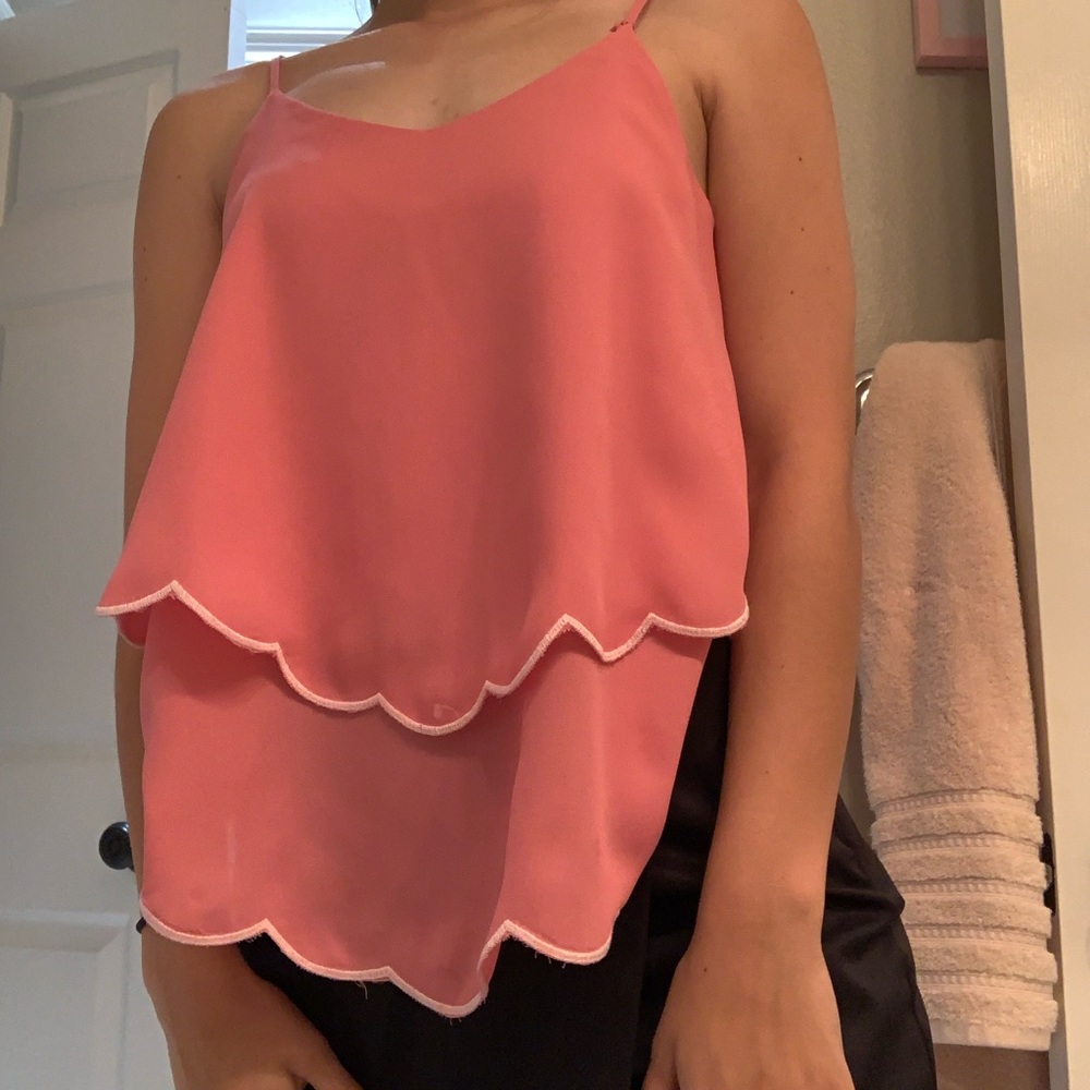 pink top